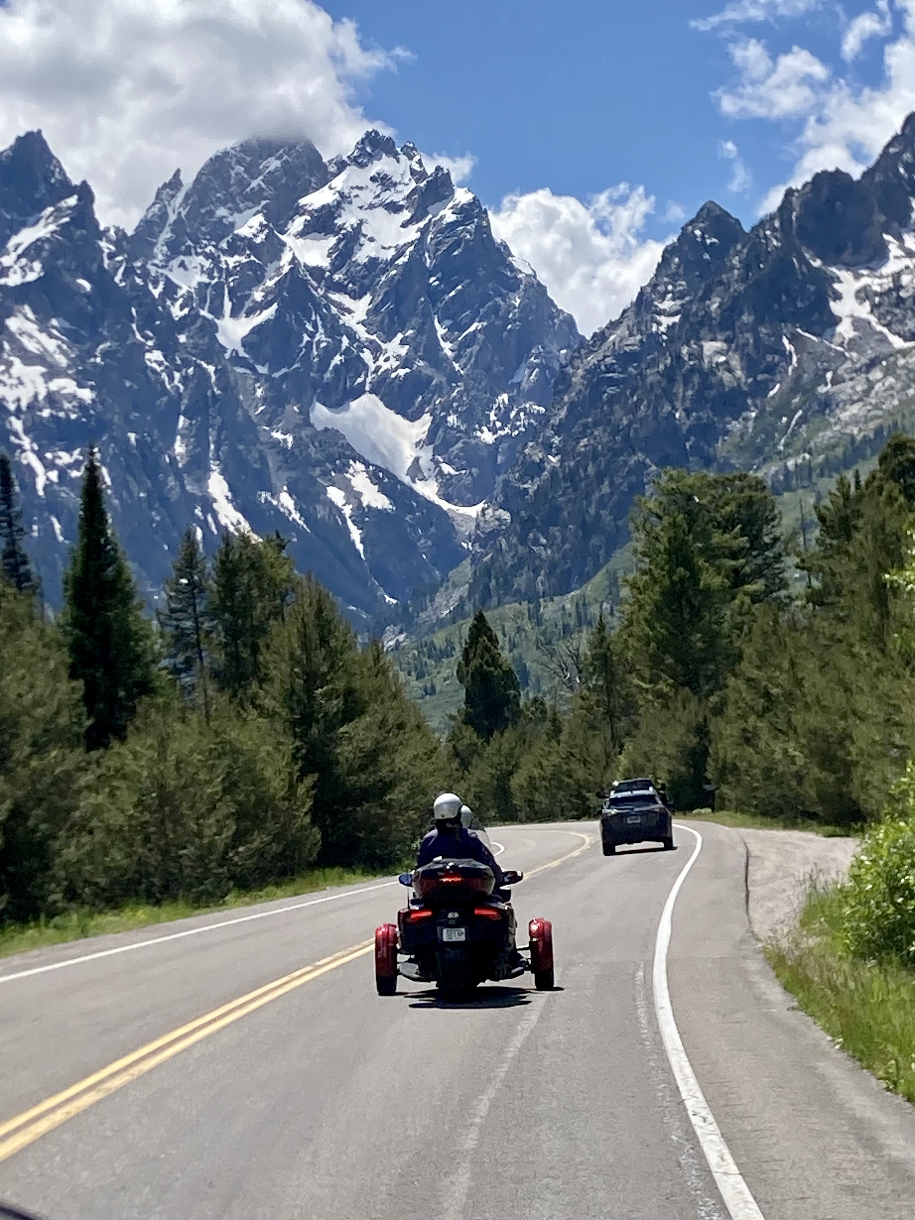 Spider road trip through the Tetons...